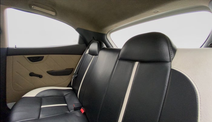 2012 Hyundai Eon D-LITE+, Petrol, Manual, 1,23,598 km, Right Side Rear Door Cabin