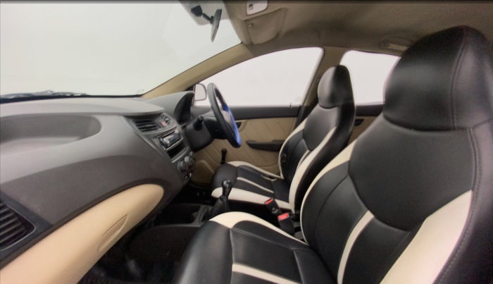 2012 Hyundai Eon D-LITE+, Petrol, Manual, 1,23,598 km, Right Side Front Door Cabin