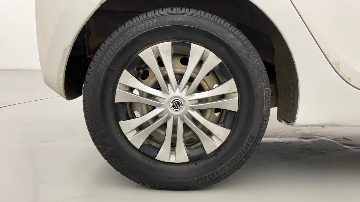 2012 Hyundai Eon D-LITE+, Petrol, Manual, 1,23,598 km, Right Rear Wheel