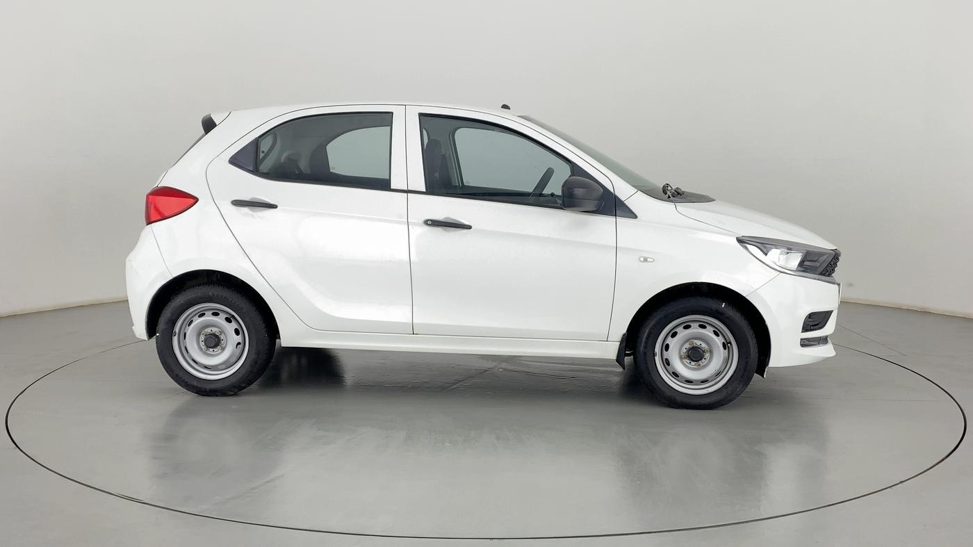 2021 Tata Tiago XE 1.2 REVOTRON, Petrol, Manual, 20,241 km, Right Side View
