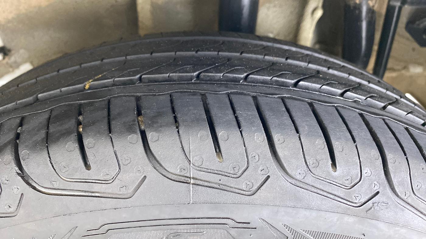 2021 Tata Tiago XE 1.2 REVOTRON, Petrol, Manual, 20,241 km, Left Rear Tyre Tread