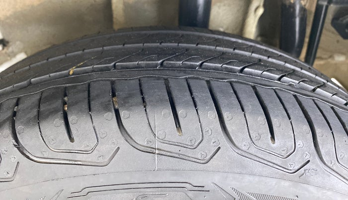 2021 Tata Tiago XE 1.2 REVOTRON, Petrol, Manual, 20,241 km, Left Rear Tyre Tread