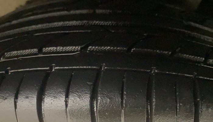 2018 Maruti IGNIS DELTA 1.2 AMT, Petrol, Automatic, 72,879 km, Left Rear Tyre Tread