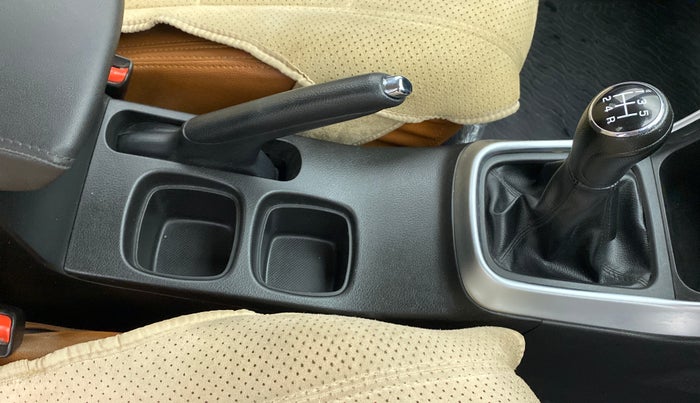 2020 Maruti S Cross ALPHA 1.5 SMART HYBRID, Petrol, Manual, 55,419 km, Gear Lever