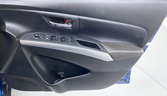 2020 Maruti S Cross ALPHA 1.5 SMART HYBRID, Petrol, Manual, 55,419 km, Driver Side Door Panels Control