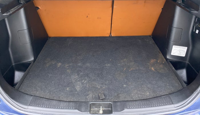 2020 Maruti S Cross ALPHA 1.5 SMART HYBRID, Petrol, Manual, 55,419 km, Boot Inside