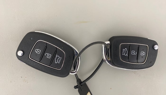 2016 Hyundai i20 Active 1.2 S, Petrol, Manual, 50,846 km, Key Close Up