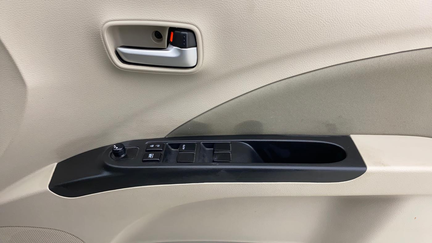 2020 Maruti Celerio ZXI AMT (O), Petrol, Automatic, 42,127 km, Driver Side Door Panels Control