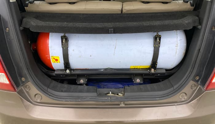 2017 Maruti Wagon R 1.0 LXI CNG, CNG, Manual, 1,07,509 km, Boot Inside