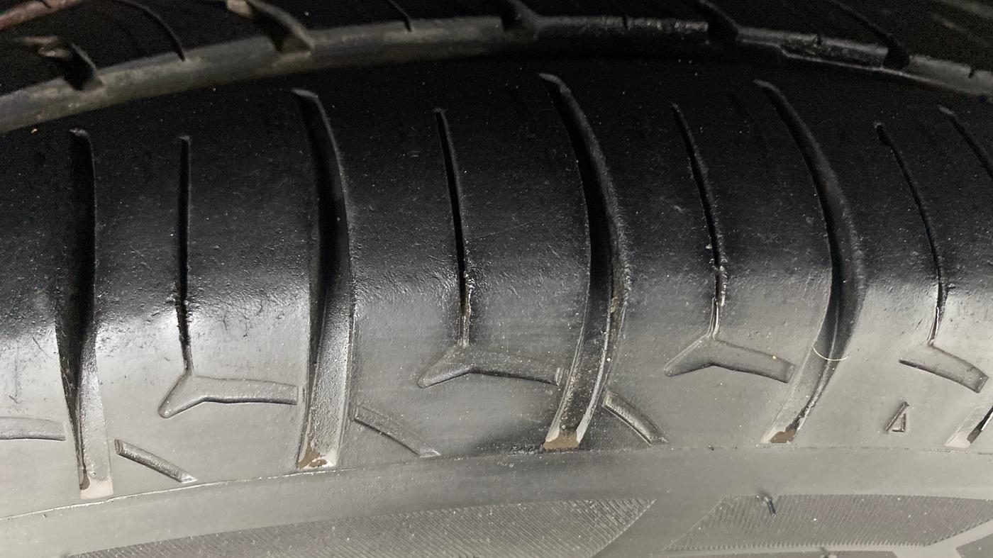 2018 Ford Figo Aspire TREND PLUS 1.2 PETROL, Petrol, Manual, 82,264 km, Right Front Tyre Tread