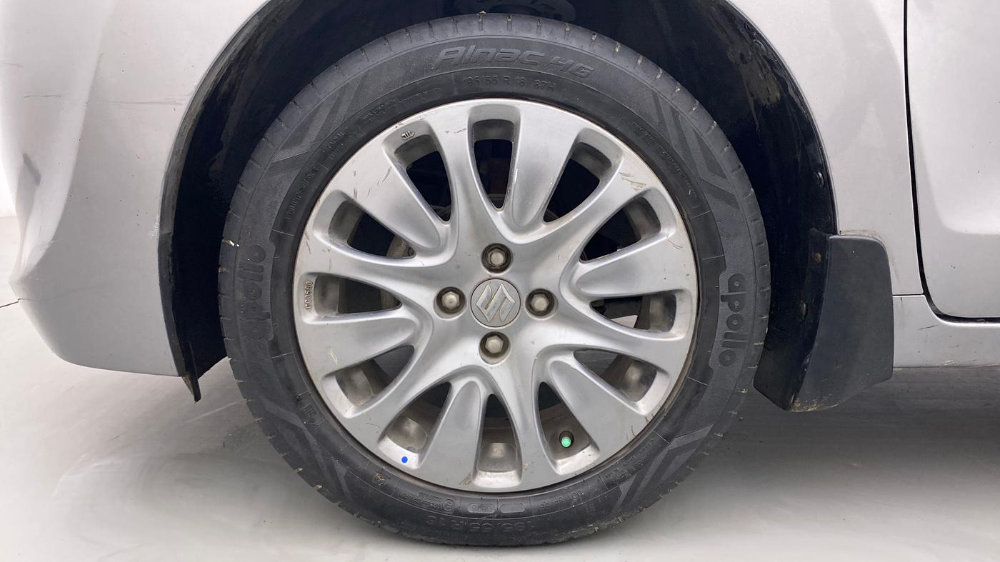 2018 Maruti Baleno ALPHA CVT PETROL 1.2, Petrol, Automatic, 29,396 km, Left Front Wheel