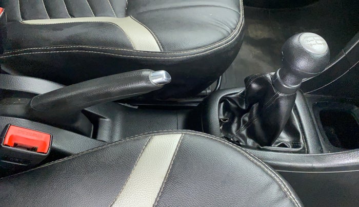 2014 Maruti Swift VXI D, Petrol, Manual, 91,116 km, Gear Lever