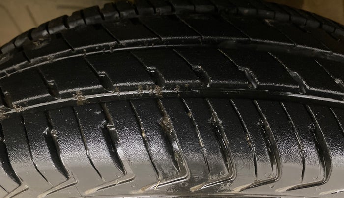 2023 Maruti Alto K10 VXI AMT, Petrol, Automatic, 9,145 km, Left Front Tyre Tread