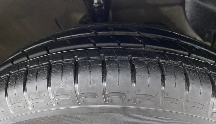 2019 Hyundai GRAND I10 NIOS SPORTZ 1.2 KAPPA VTVT, Petrol, Manual, 11,153 km, Right Front Tyre Tread