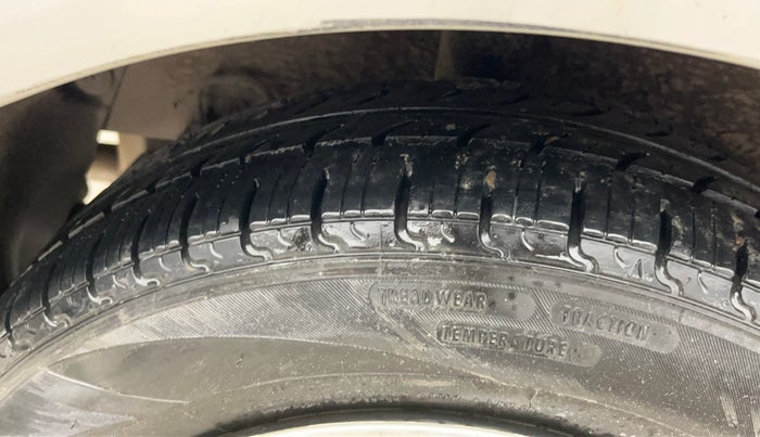 2017 Hyundai Grand i10 SPORTZ 1.2 KAPPA VTVT, Petrol, Manual, 87,298 km, Right Rear Tyre Tread