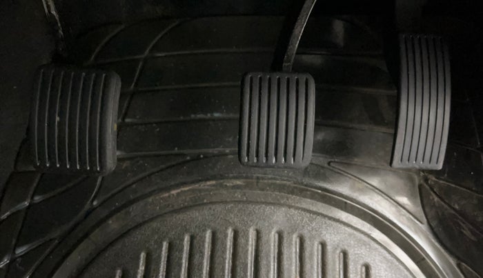 2017 Hyundai Grand i10 SPORTZ 1.2 KAPPA VTVT, Petrol, Manual, 87,298 km, Pedals