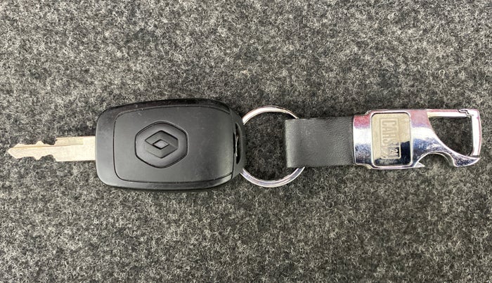 2018 Renault Kwid RXT 1.0 EASY-R AT OPTION, Petrol, Automatic, 59,635 km, Key Close Up