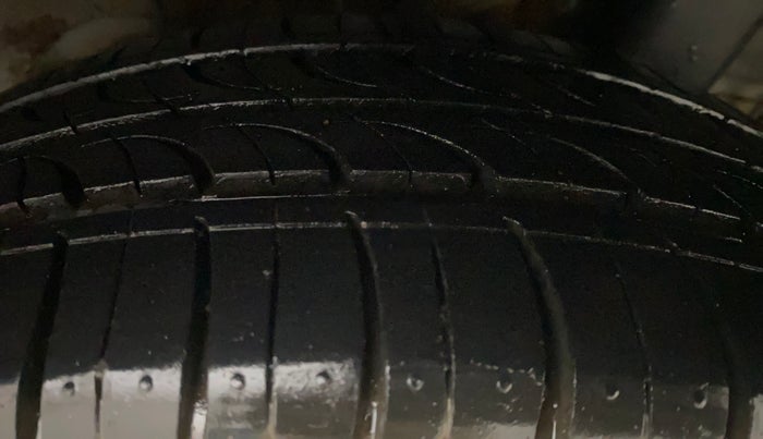 2019 Hyundai Grand i10 SPORTZ AT 1.2 KAPPA VTVT, Petrol, Automatic, 52,431 km, Left Rear Tyre Tread