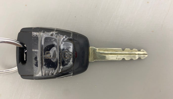 2019 Hyundai Grand i10 SPORTZ AT 1.2 KAPPA VTVT, Petrol, Automatic, 52,431 km, Key Close Up