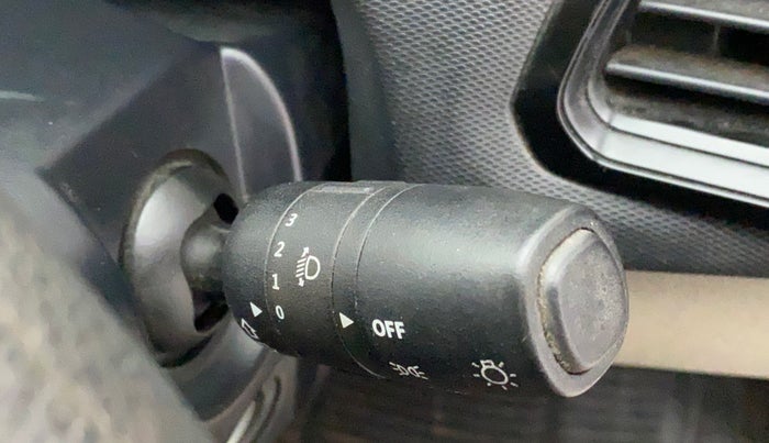 2016 Tata Tiago XT PETROL, Petrol, Manual, 51,816 km, Dashboard - Headlight height adjustment not working