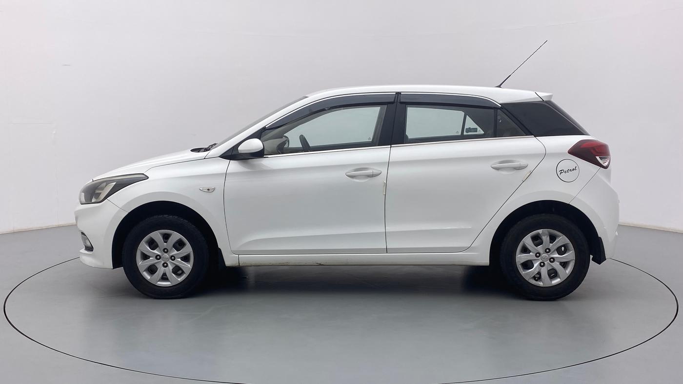 2017 Hyundai Elite i20 MAGNA 1.4 AT, Petrol, Automatic, 70,894 km, Left Side