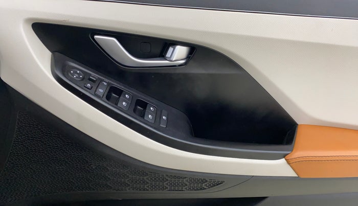 2021 Hyundai Creta SX EXECUTIVE 1.5 PETROL, Petrol, Manual, 51,804 km, Driver Side Door Panels Control