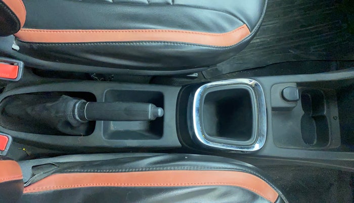 2016 Renault Kwid RXT 1.0 AMT, Petrol, Automatic, 75,000 km, Gear Lever