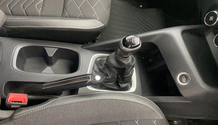 2022 Nissan MAGNITE XV PREMIUM, Petrol, Manual, 64,305 km, Gear Lever
