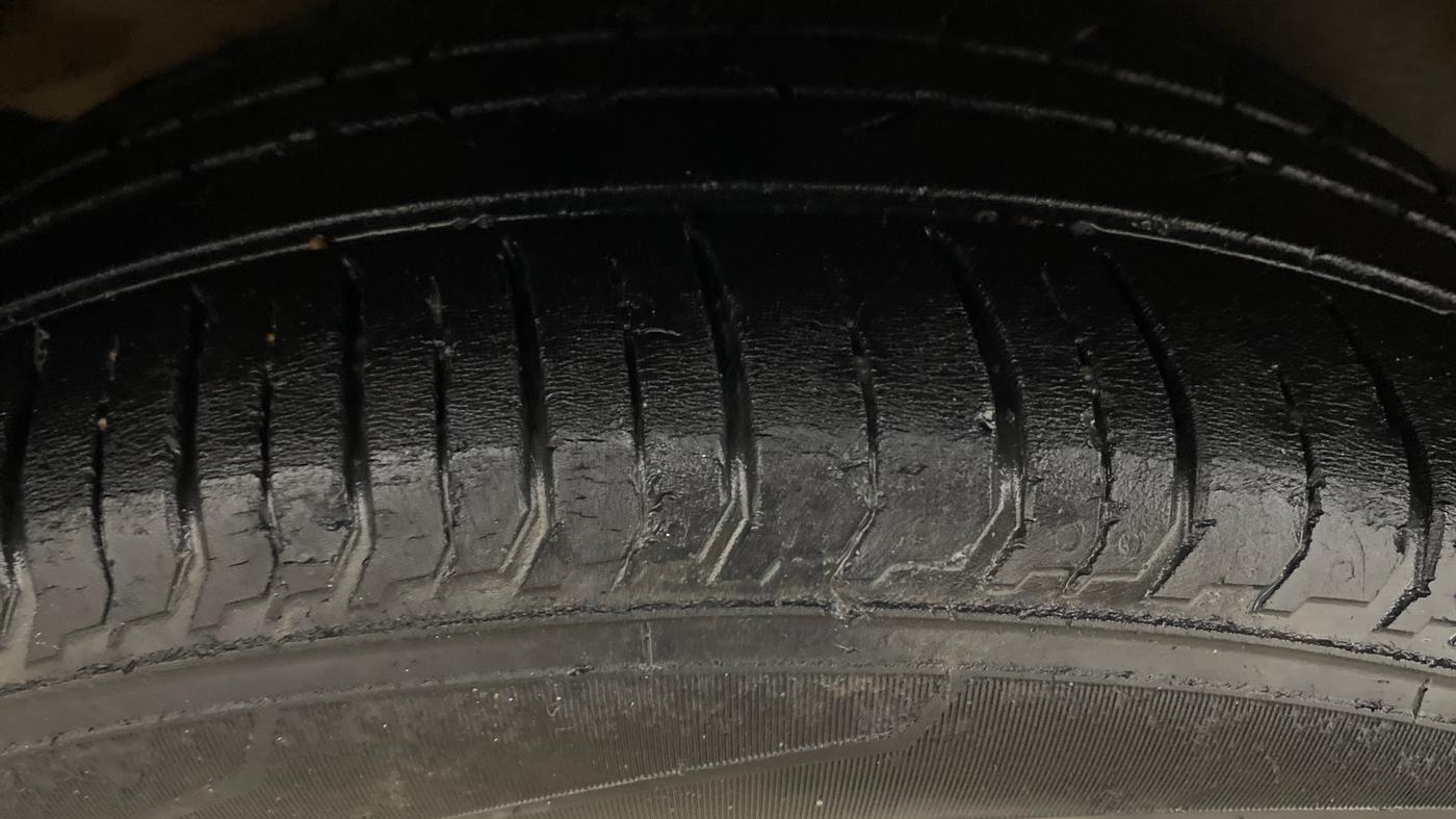 2020 Maruti Ciaz ALPHA 1.5 SHVS PETROL, Petrol, Manual, 1,11,734 km, Right Rear Tyre Tread