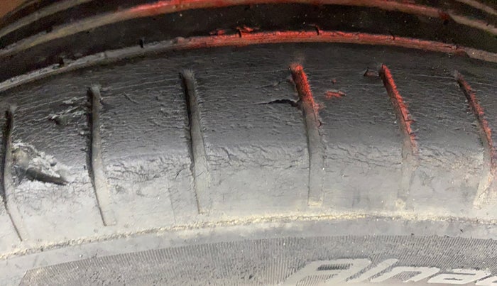 2017 Volkswagen Polo GT TSI AT, Petrol, Automatic, 65,305 km, Right Front Tyre Tread