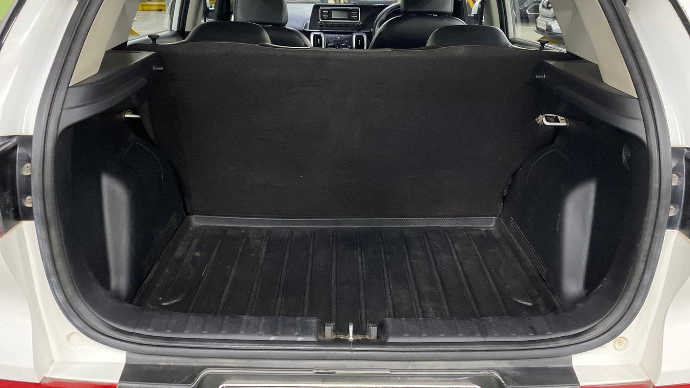 2022 KIA SONET HTK 1.5, Diesel, Manual, 84,517 km, Boot Inside