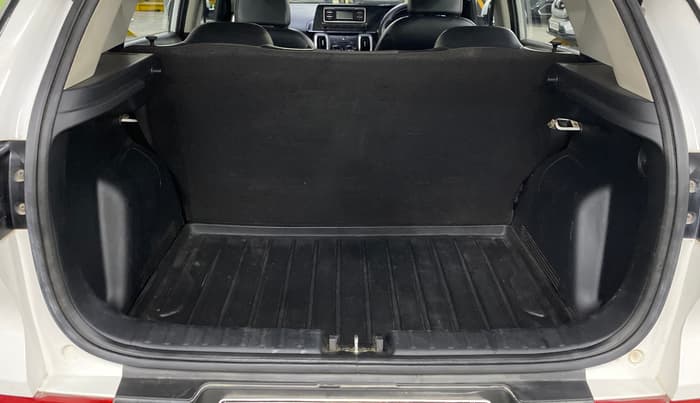 2022 KIA SONET HTK 1.5, Diesel, Manual, 84,517 km, Boot Inside