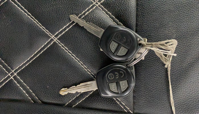 2016 Maruti Baleno DELTA PETROL 1.2, Petrol, Manual, 32,767 km, Key Close Up