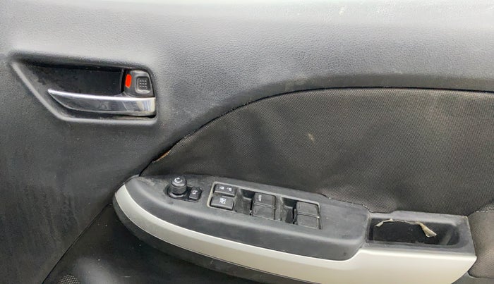 2016 Maruti Baleno DELTA PETROL 1.2, Petrol, Manual, 32,767 km, Driver Side Door Panels Control