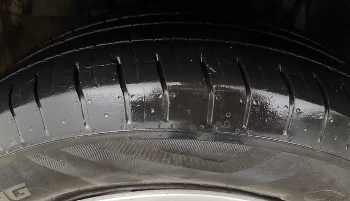 2019 Tata NEXON XM PETROL, Petrol, Manual, 50,454 km, Left Front Tyre Tread