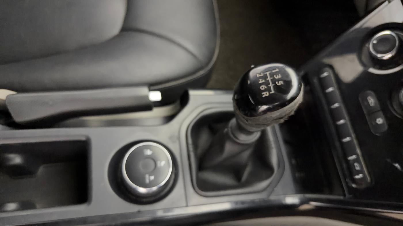 2019 Tata NEXON XM PETROL, Petrol, Manual, 50,454 km, Gear Lever