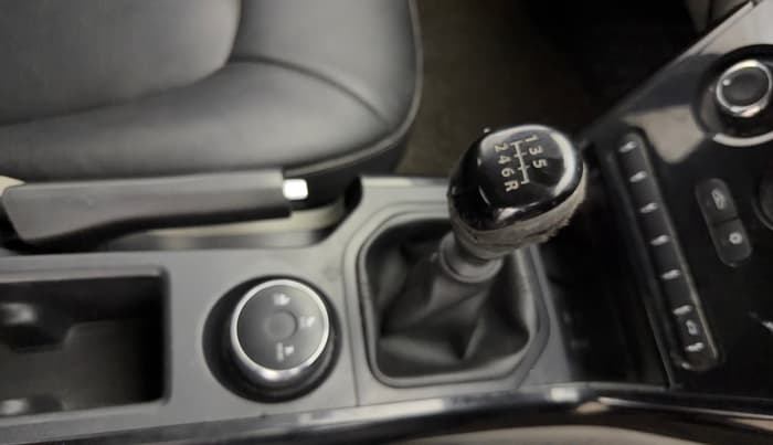 2019 Tata NEXON XM PETROL, Petrol, Manual, 50,454 km, Gear Lever