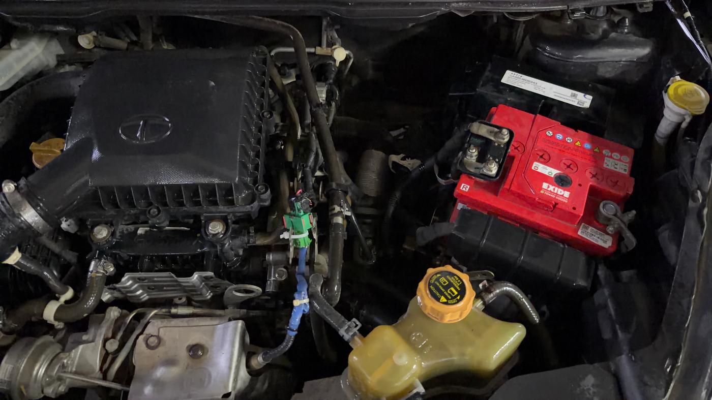2019 Tata NEXON XM PETROL, Petrol, Manual, 50,454 km, Engine View - Left