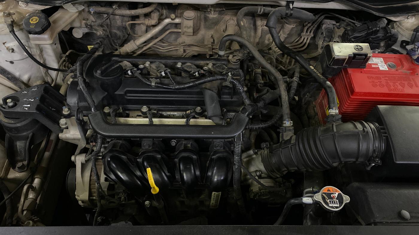 2020 Hyundai VENUE S 1.2, Petrol, Manual, 91,054 km, Engine View