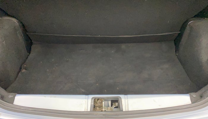 2011 Toyota Etios Liva GD, Diesel, Manual, 60,575 km, Boot Inside