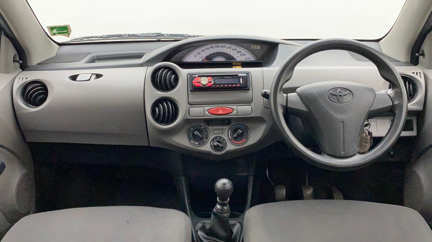 2011 Toyota Etios Liva GD, Diesel, Manual, 60,575 km, Dashboard