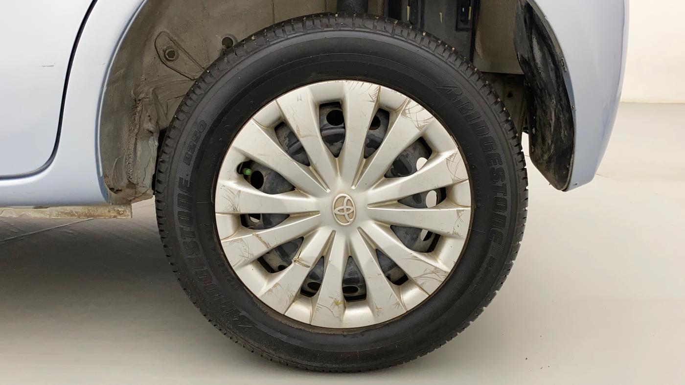 2011 Toyota Etios Liva GD, Diesel, Manual, 60,575 km, Left Rear Wheel