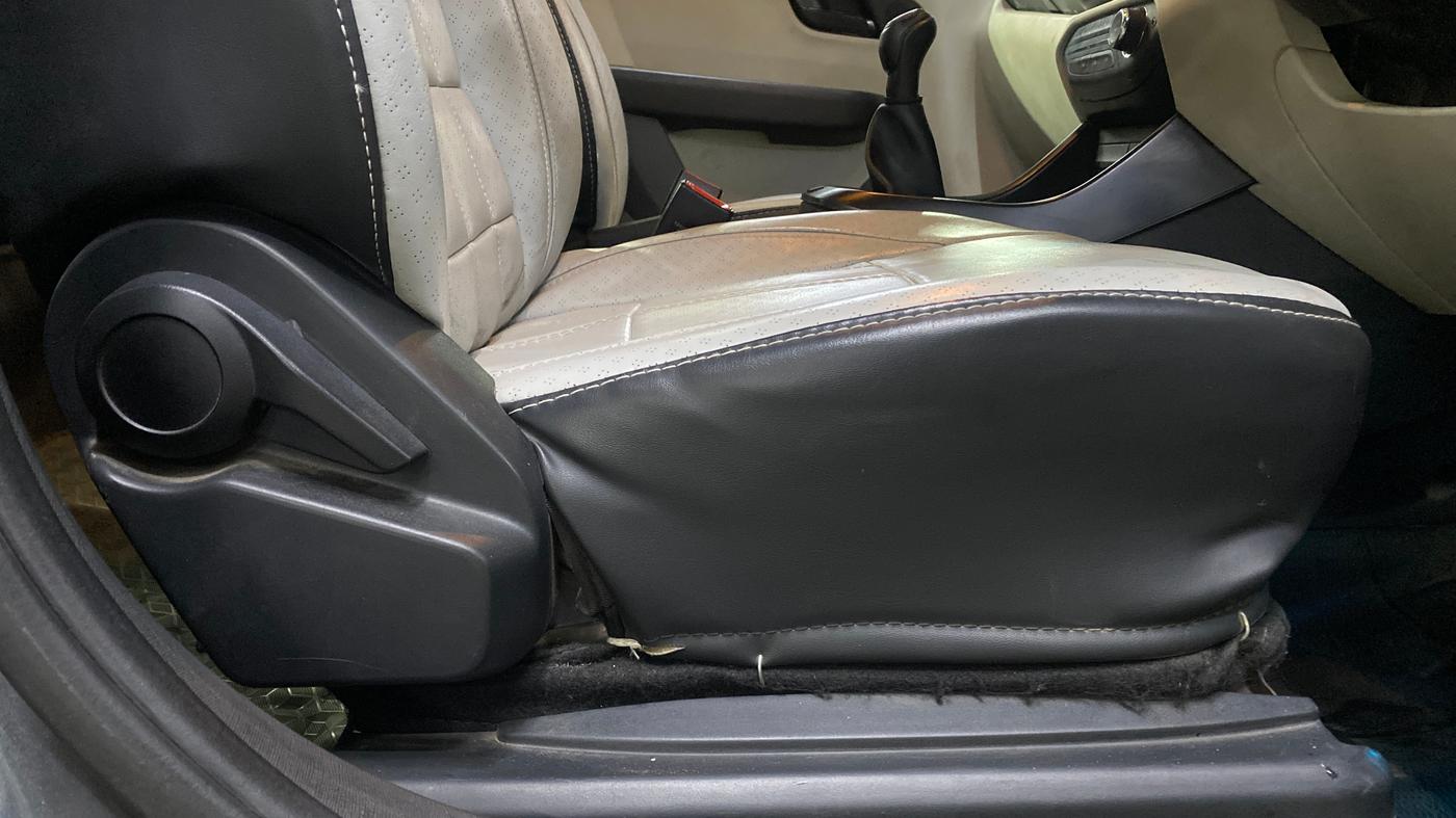 2022 Tata ALTROZ XT PETROL, Petrol, Manual, 48,060 km, Driver Side Adjustment Panel