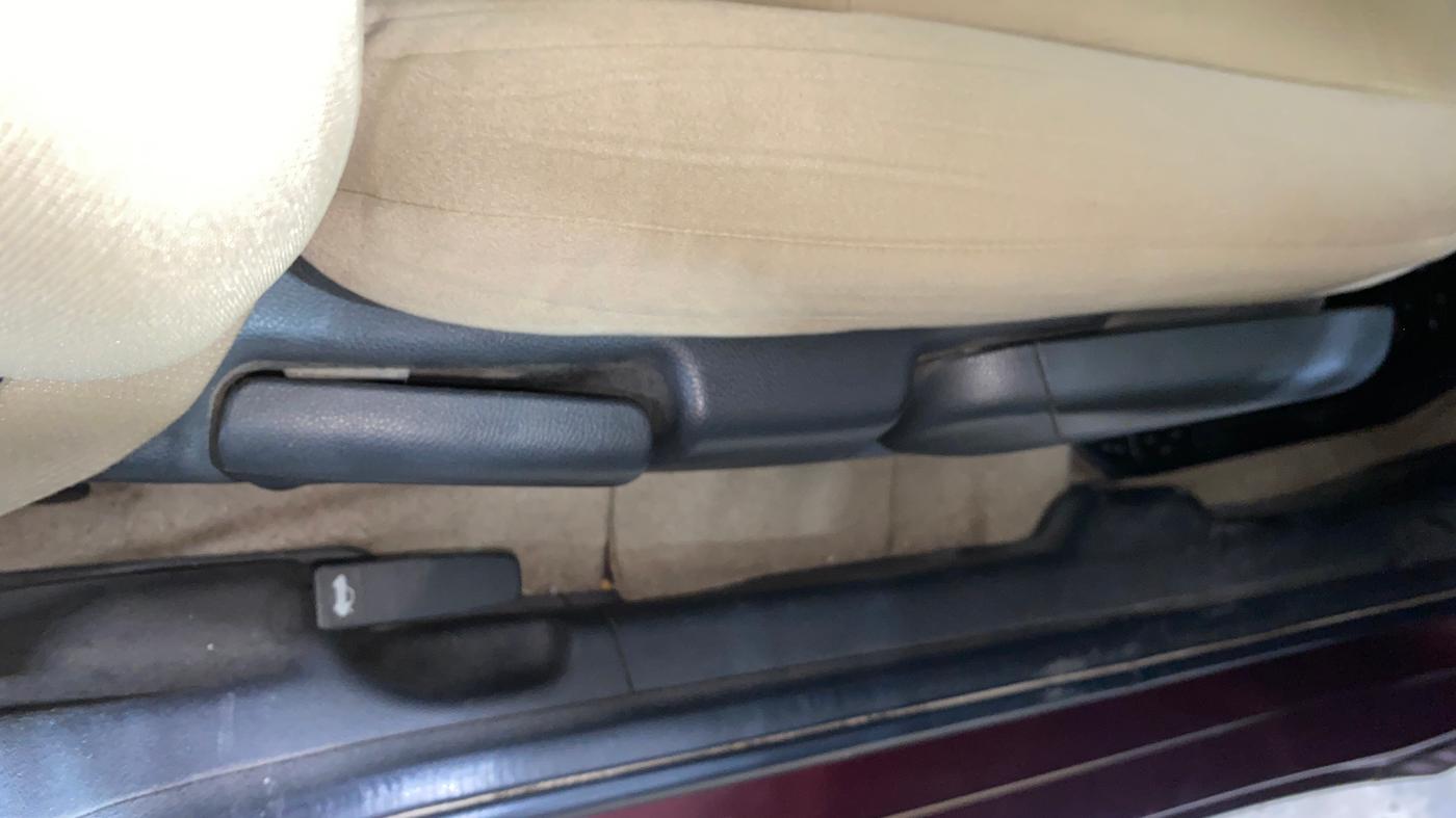 2015 Honda City 1.5L I-VTEC V MT, Petrol, Manual, 52,306 km, Driver Side Adjustment Panel