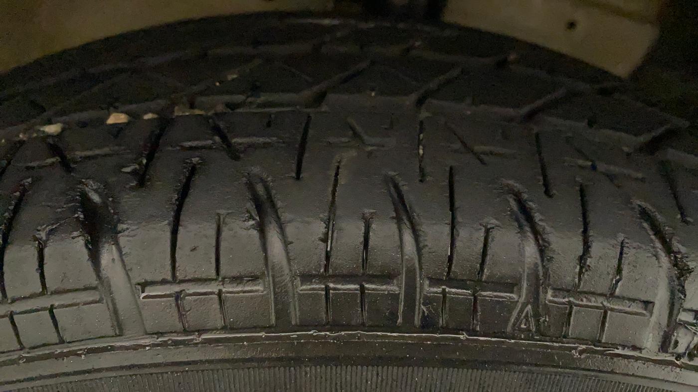 2012 Maruti Swift VDI, Diesel, Manual, 64,569 km, Right Rear Tyre Tread