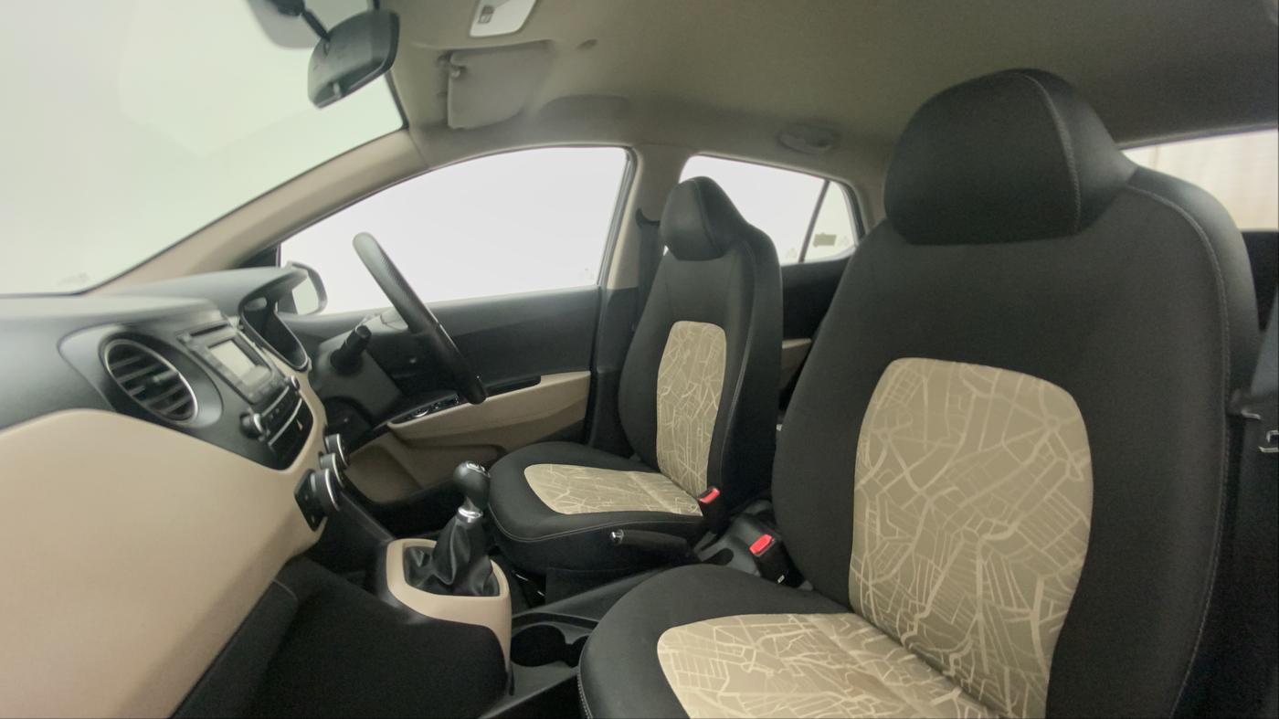 2015 Hyundai Grand i10 SPORTZ 1.2 KAPPA VTVT, Petrol, Manual, 15,448 km, Right Side Front Door Cabin