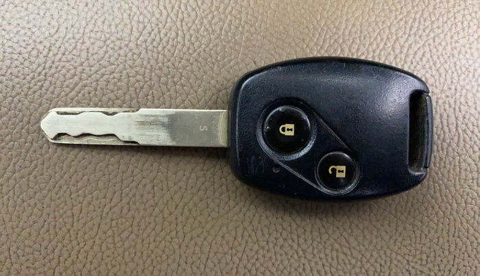 2015 Honda Amaze 1.2L I-VTEC S, Petrol, Manual, 31,218 km, Key Close Up