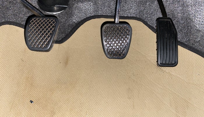 2015 Honda Amaze 1.2L I-VTEC S, Petrol, Manual, 31,218 km, Pedals