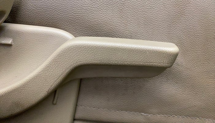 2015 Honda Amaze 1.2L I-VTEC S, Petrol, Manual, 31,218 km, Driver Side Adjustment Panel