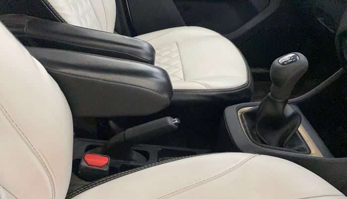 2023 Tata PUNCH ACCOMPLISHED DAZZLE SUNROOF CNG MT, CNG, Manual, 61,414 km, Gear Lever